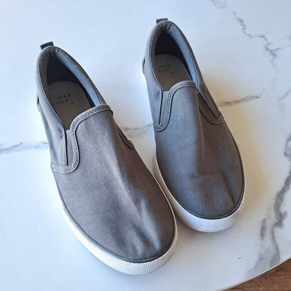 a new day Shoes - A New Day Women's Slip-On Canvas Gray Loafers Sneakers Size 9